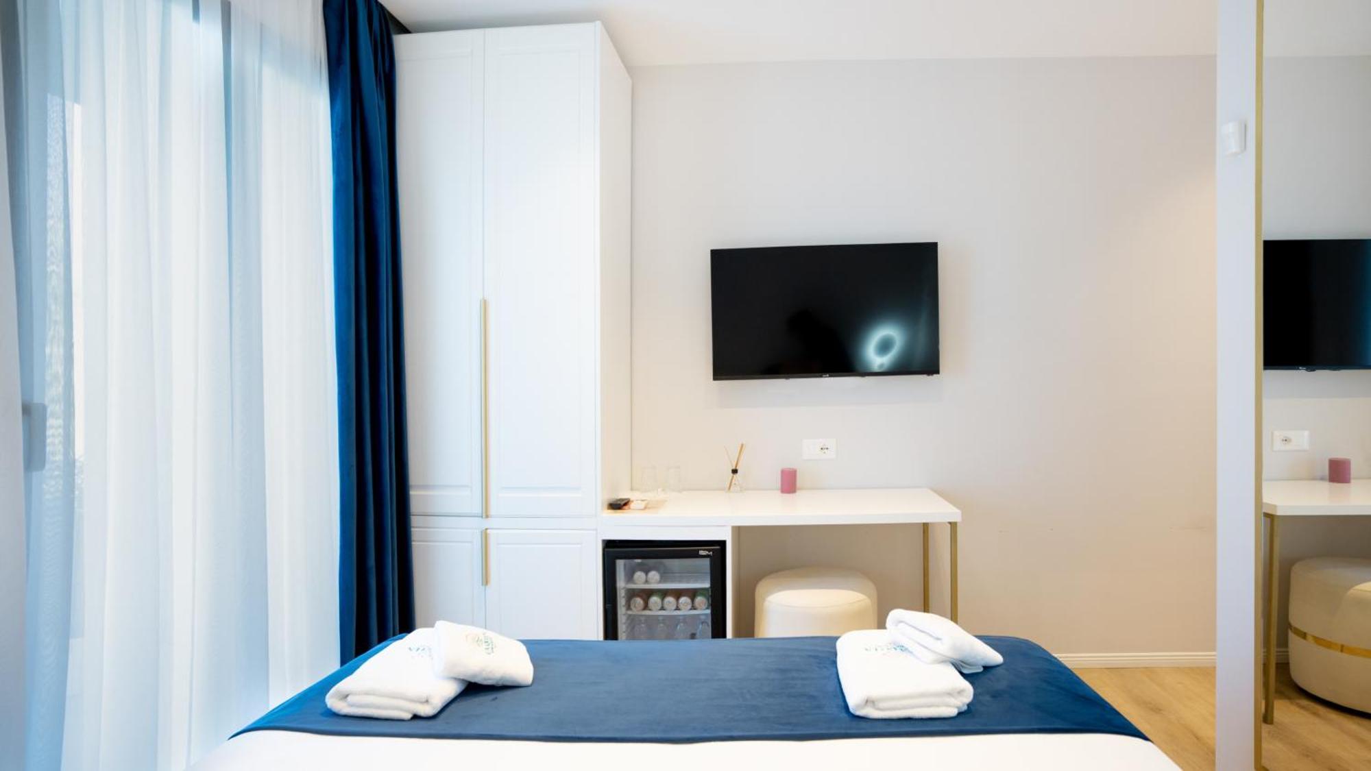 Sea Queen Luxury Hotel Radhimë Exteriér fotografie