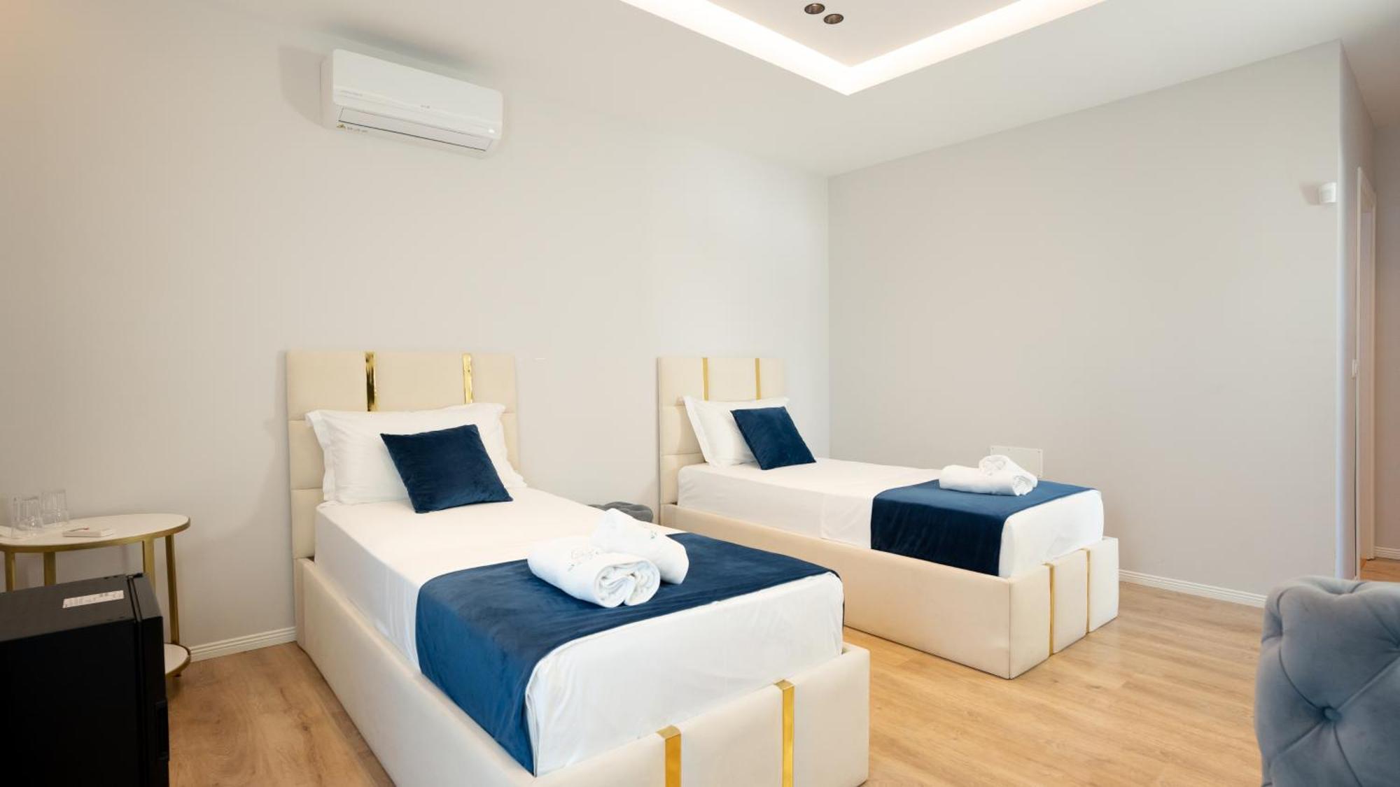 Sea Queen Luxury Hotel Radhimë Exteriér fotografie