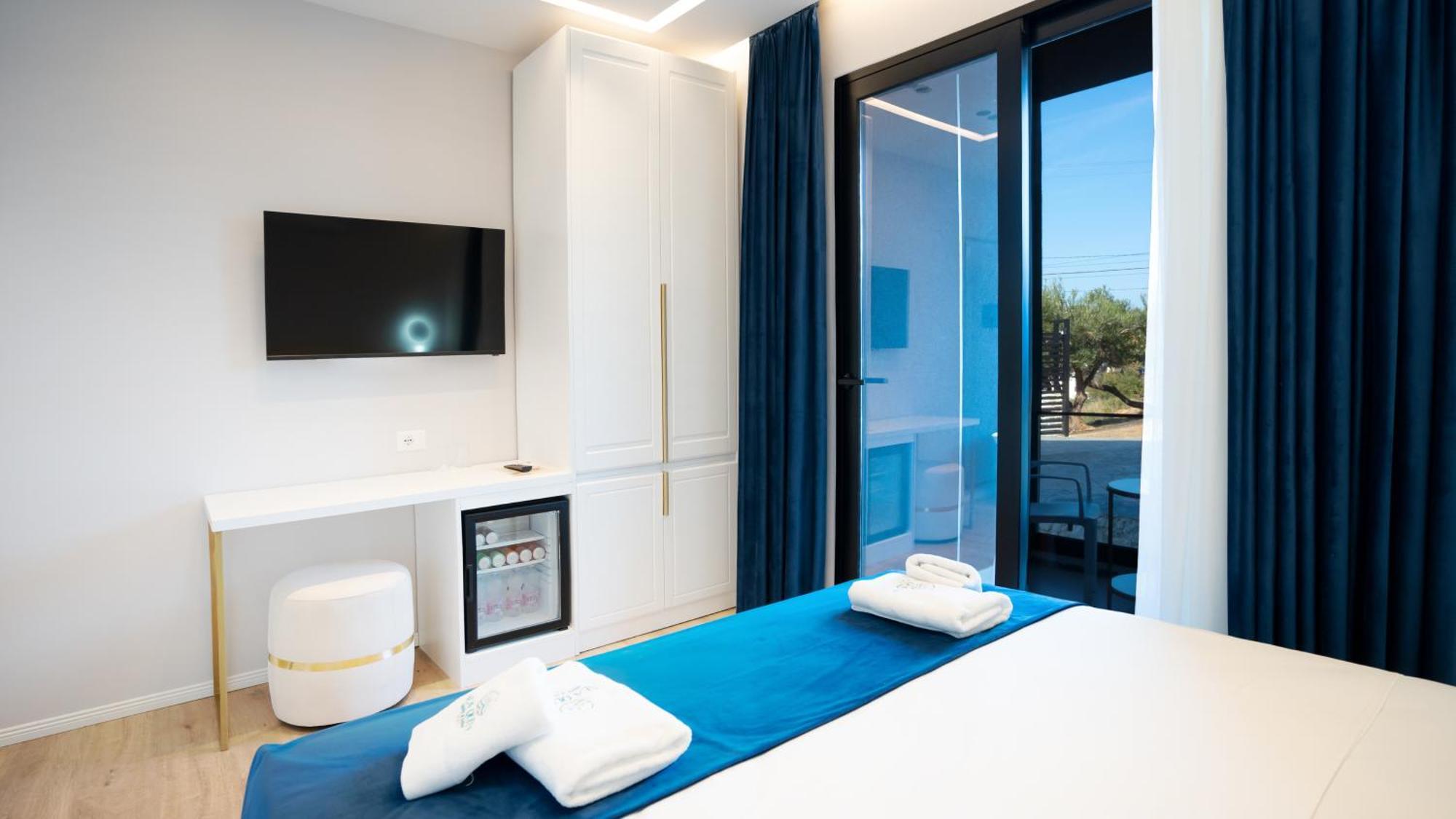 Sea Queen Luxury Hotel Radhimë Exteriér fotografie